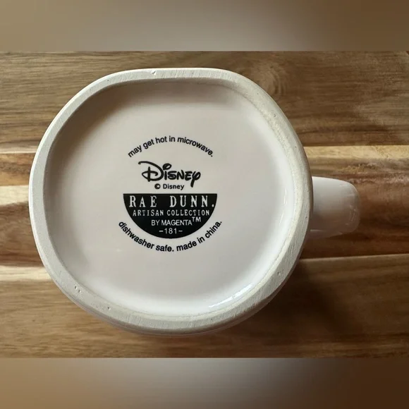 🆕 Rae Dunn Disney QUEEN OF HEARTS Double Sided Mug, Collectable NWT - Picture 3 of 5